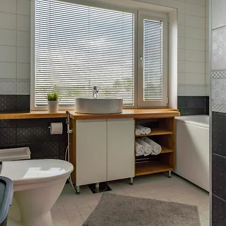 Relax Interior Stylish House In Willa *